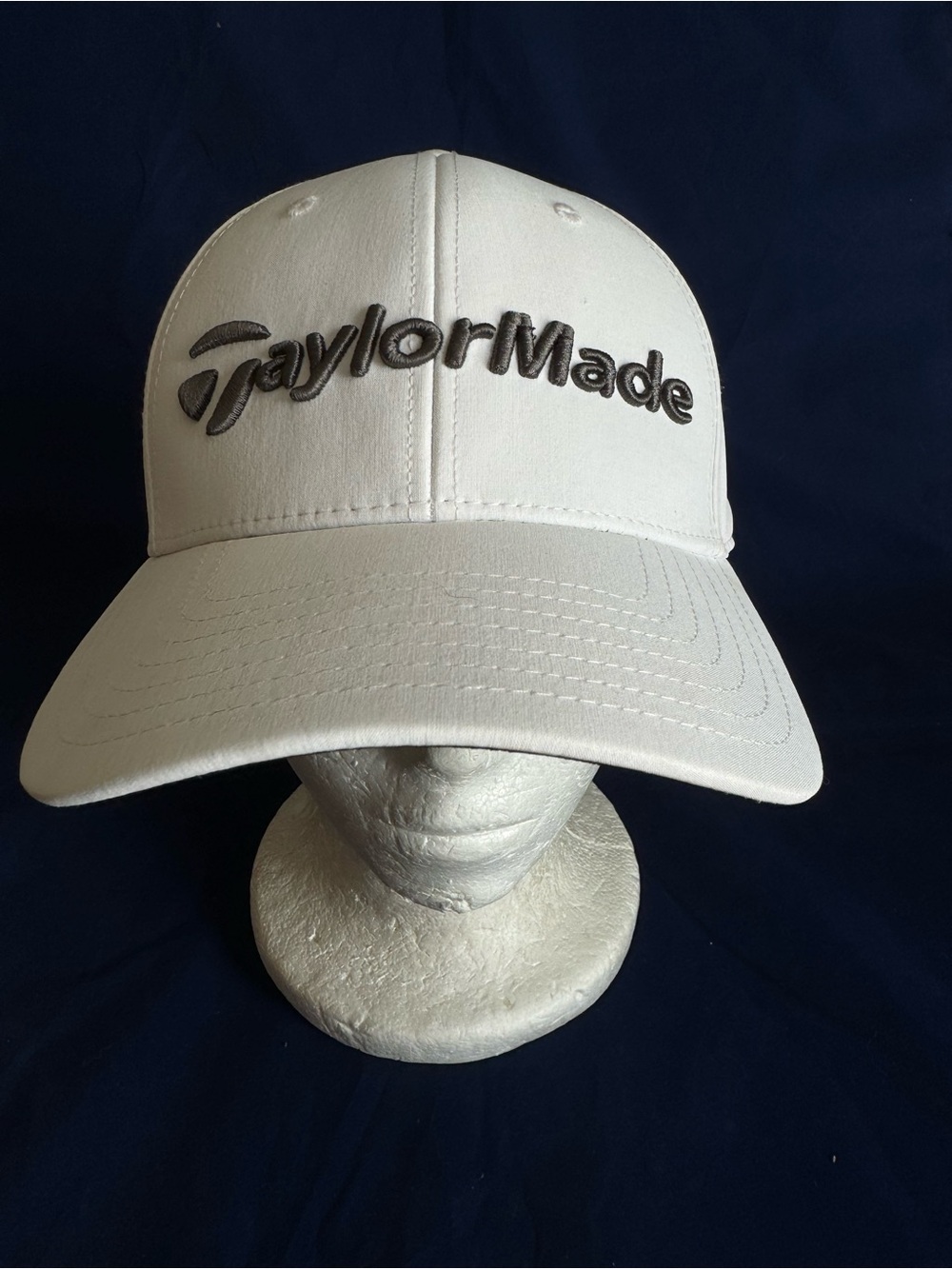 Taylormade Golf Hat Cap One Size White Adjustable Strapback Raised letters